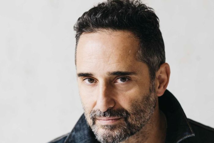 Jorge Drexler lança novo disco “Salvavidas de hielo” em Curitiba