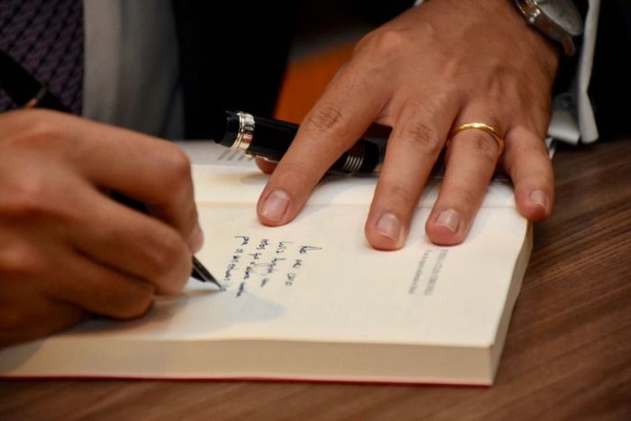 Depois de Curitiba, São Paulo recebe livro sobre cegueira deliberada