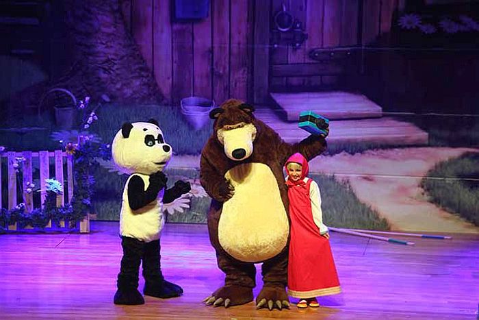 Musical Masha e o Urso chega a Curitiba