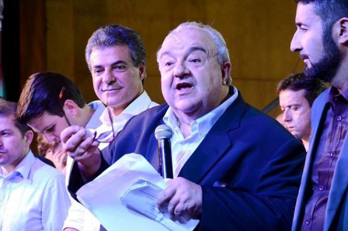 Greca e Richa reforçam parceria para atendimento social em Curitiba