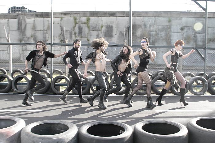 Nova montagem da Cia. de Teatro do Urubu em cartaz no Novelas Curitibanas