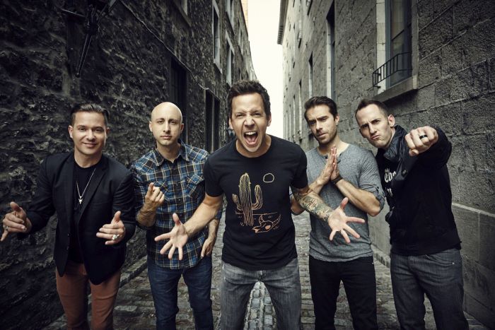 Começa a venda de ingressos para o show do Simple Plan em Curitiba