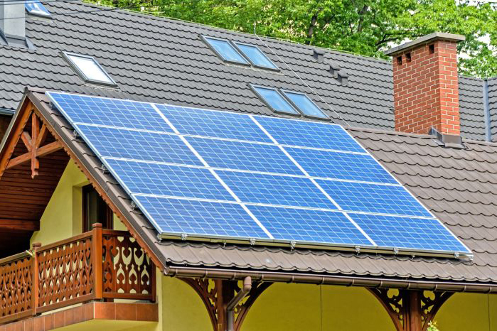 Curitiba realiza audiência pública para analisar mudanças nas regras de geração distribuída de energia no Brasil