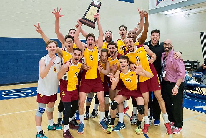 Paranaense brilha no voleibol americano