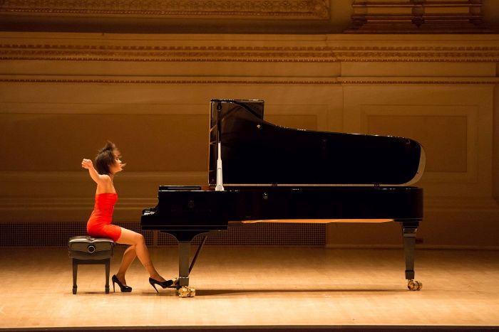 Grupo Positivo traz Yuja Wang a Curitiba