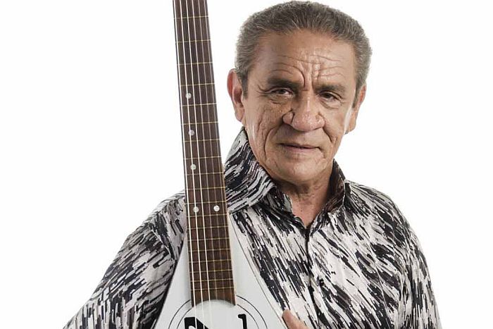 Zé Ramalho se apresenta no Teatro Positivo neste mês de outubro 